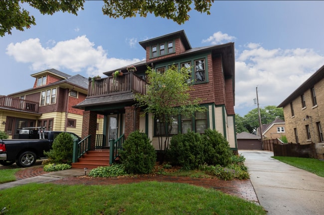 Building Photo - 2350 N 55th St
