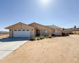 Building Photo - 7315 La Habra Ave