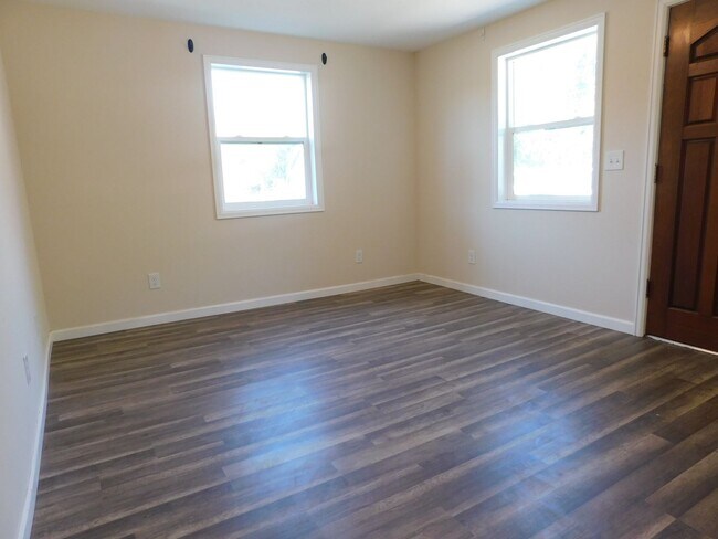 Foto del edificio - Complete Remodeled 2bd/1ba Cozy Home for Rent