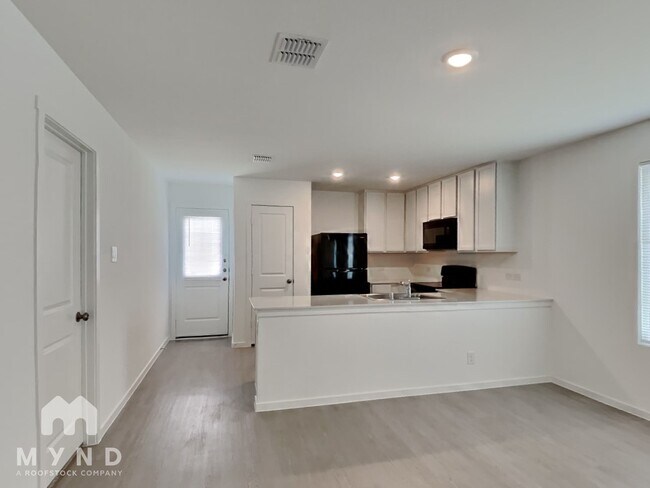 Foto del edificio - 1267 Hackberry Trl