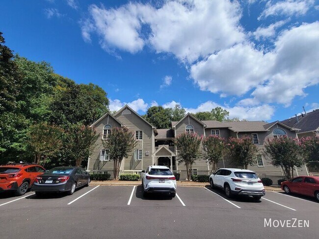 Foto del edificio - 313 Glen Echo Ln
