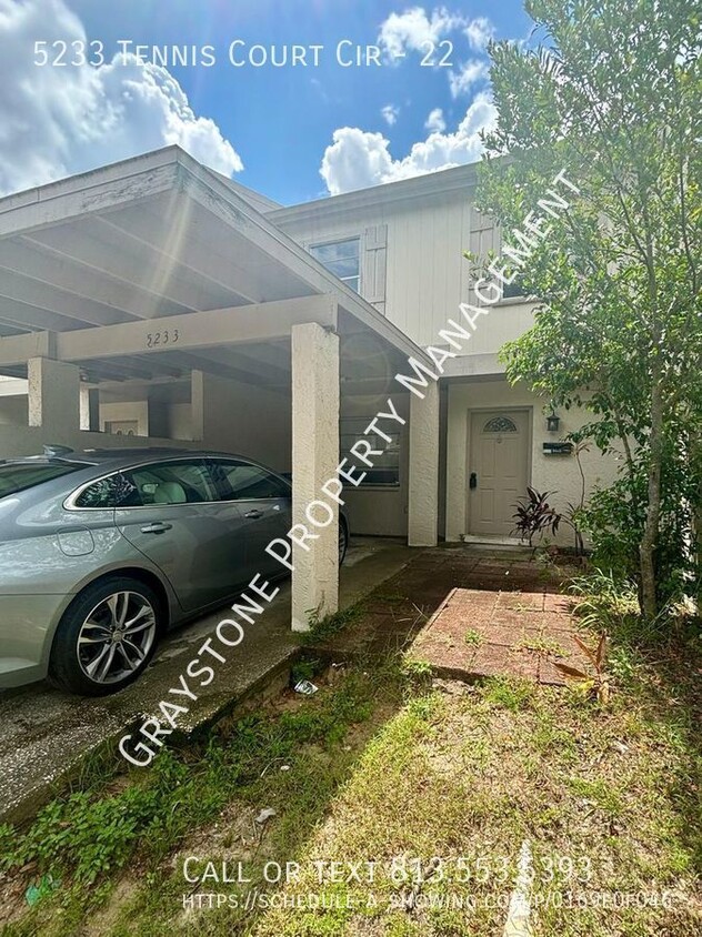 Primary Photo - Spacious 2-Bedroom Condo in Prime Tampa Lo...