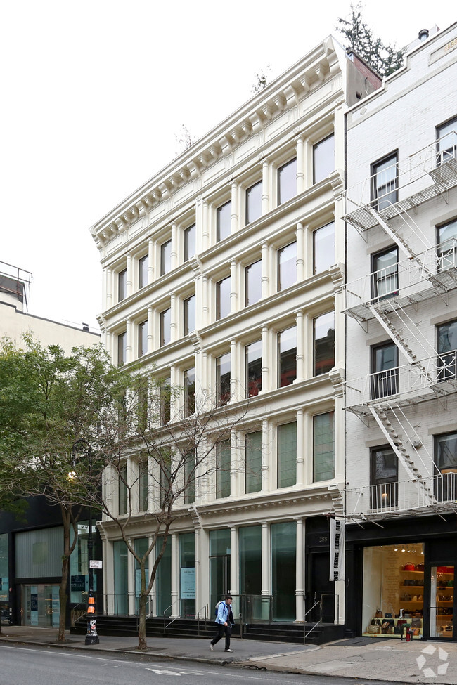 Building Photo - 386-388 W Broadway