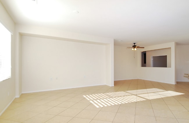 Foto del edificio - 27191 Golden Field Ct