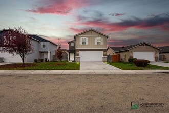 Building Photo - 13589 Orlando St