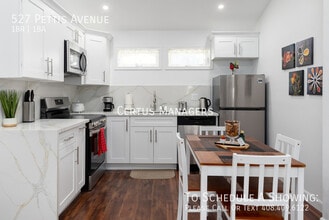 Building Photo - 527 Pettis Ave