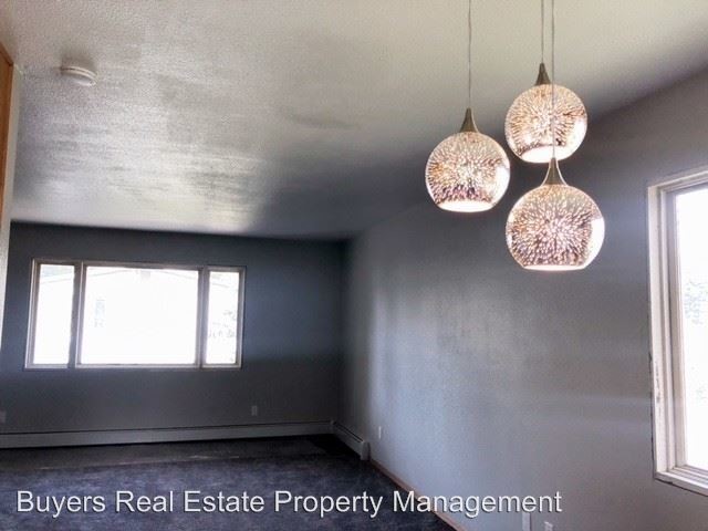 Building Photo - 3160 W 70th Pl