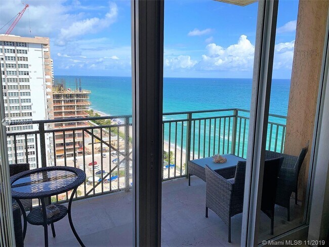 Foto del edificio - 2080 S Ocean Dr