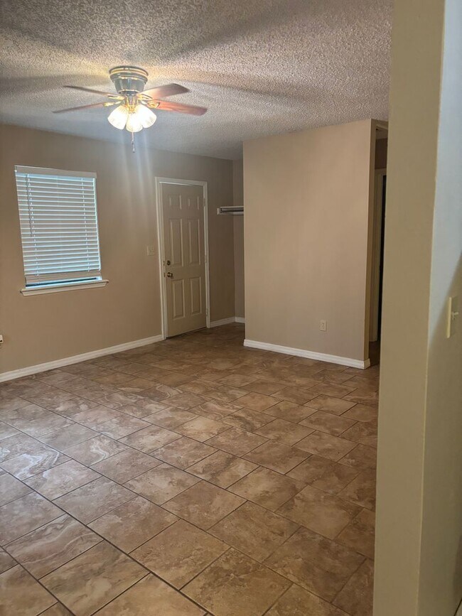 Foto del edificio - 2 Bedroom House in Pryor