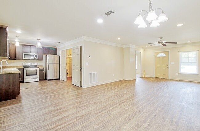 Foto del edificio - 5777 E Oglethorpe Hwy