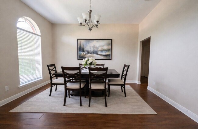 Foto del edificio - 211 Pinque Coat Ct