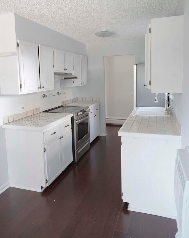 Foto del edificio - 2700 S Holly St