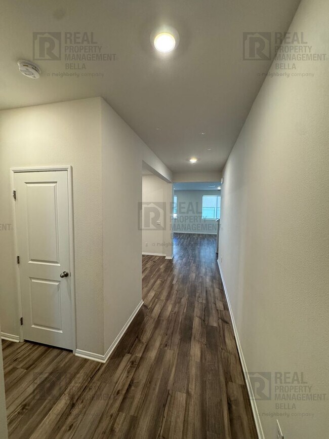 Foto del edificio - Gorgeous Menifee Pool Home with Downstairs...
