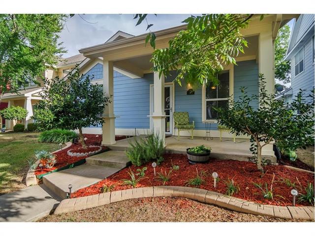 Foto del edificio - 9824 Lexington Dr