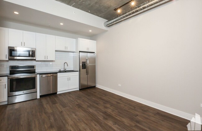 Foto del edificio - 3820 N Broadway St
