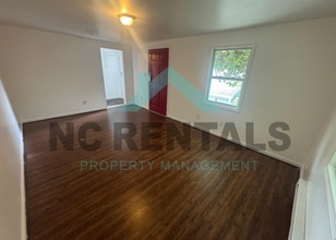 Building Photo - 613 Quarry St