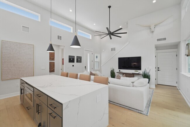 Foto del edificio - 2711 Stacy Ln