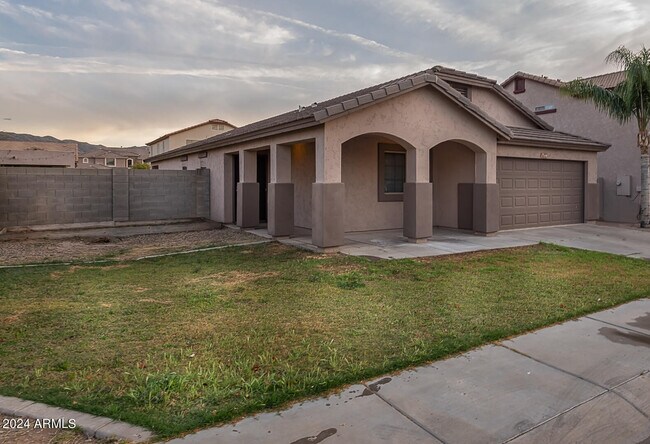 Building Photo - 2533 W Carter Rd