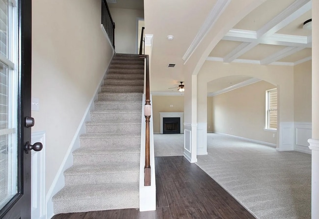 Building Photo - 133 Babbling Brook Dr