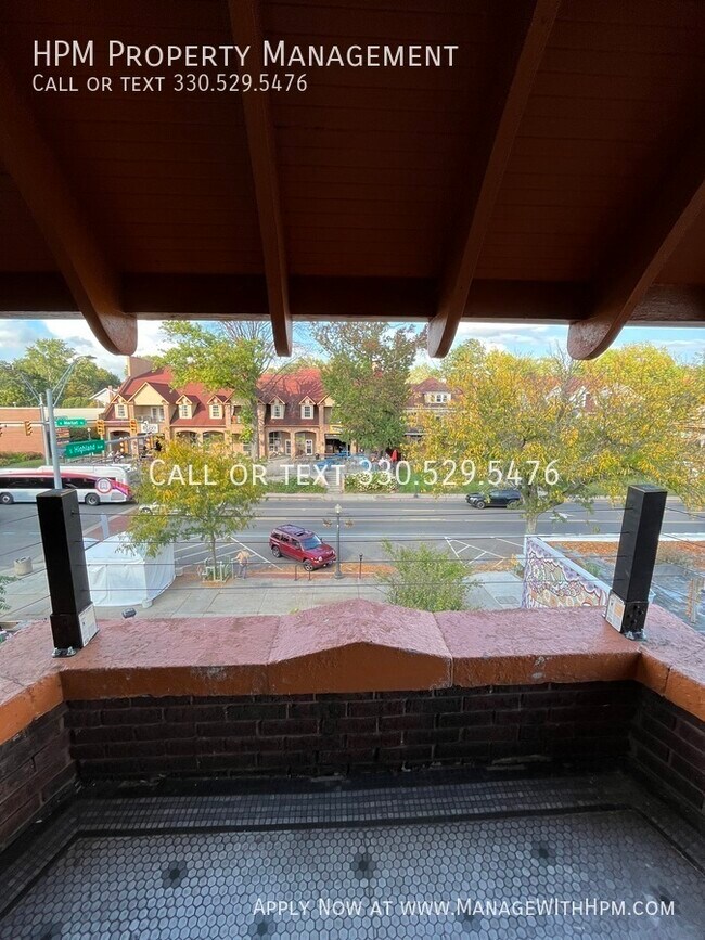 Foto del edificio - 798 W Market St