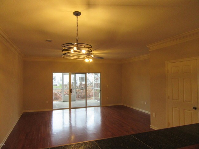 Foto del edificio - 903 Baldwin Rowe Cir