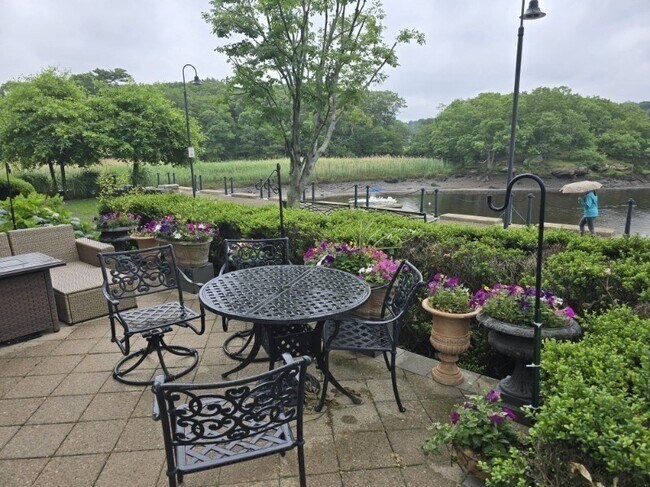 Building Photo - 88 Wharf St