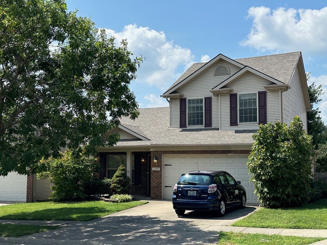 Foto principal - COMING SOON! Beautiful 3 Bed, 2.5 Bath Hom...