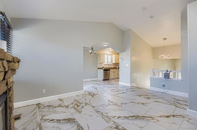 Foto del edificio - 4925 Freeport Wy