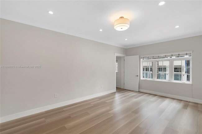 Building Photo - 2431 Biscayne Blvd