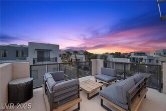 Building Photo - 11325 Gravitation Dr