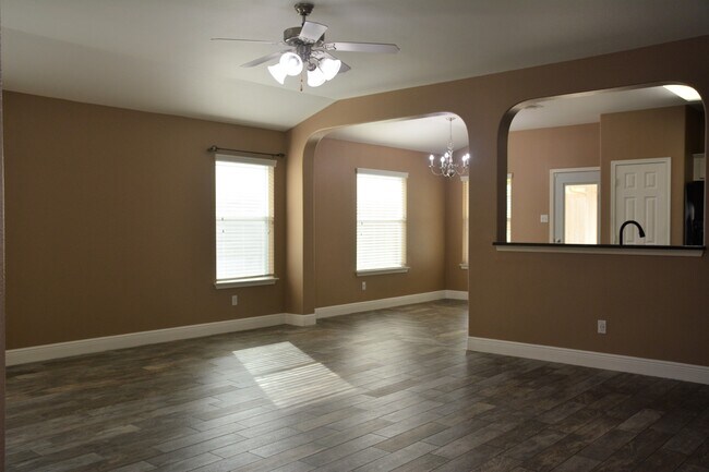Living Room - 406 Comal Run