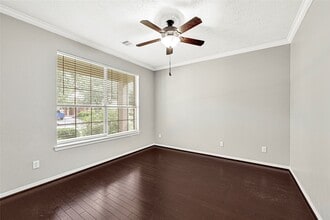 Building Photo - 2865 Milano Ln