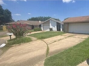 Building Photo - 17807 Northway Ct