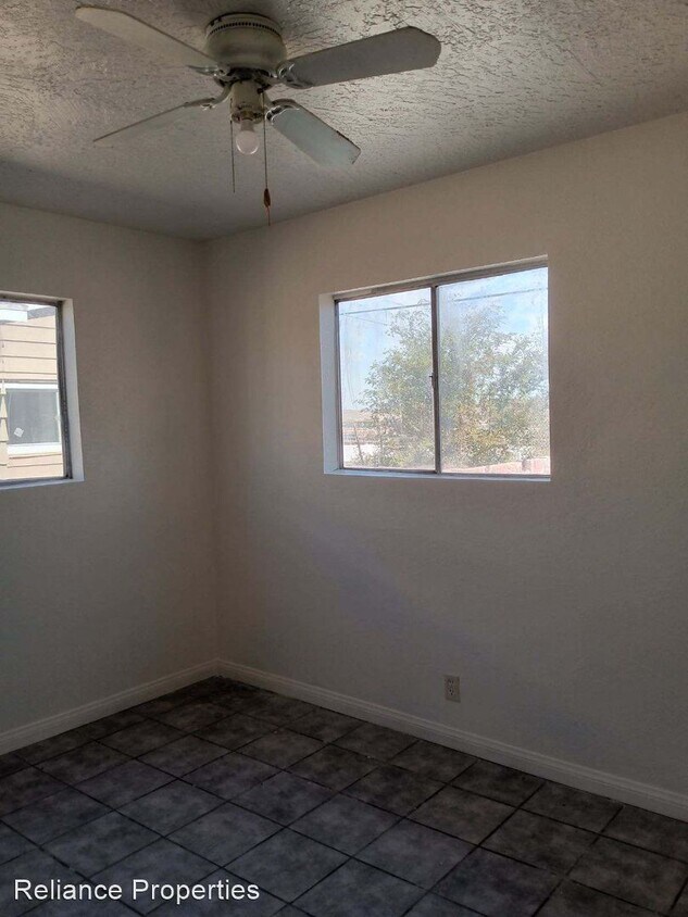 Foto del edificio - 2 br, 1 bath House - 813 E Fredricks Street