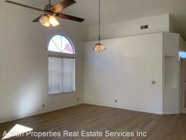 Foto del edificio - 3 br, 2 bath House - 611 Vernon Oaks Drive