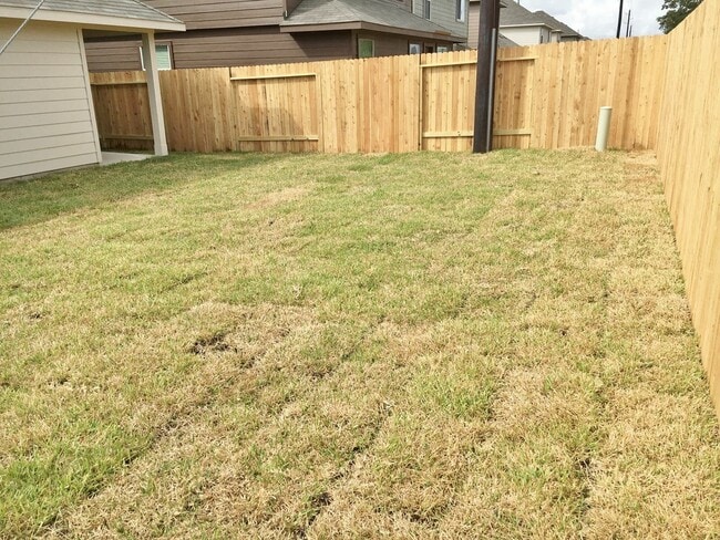 Foto del edificio - 18802 Venito Dr