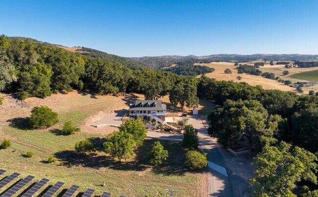 Foto del edificio - 5475 Jack Creek Rd