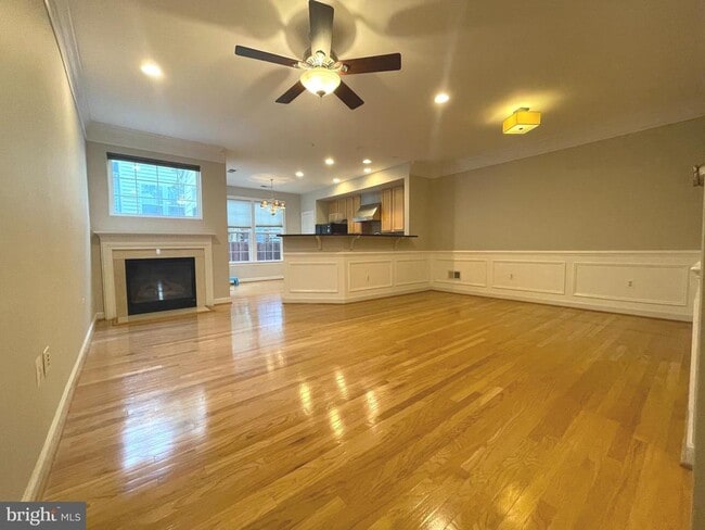 Building Photo - 11451 Fogarty Ct