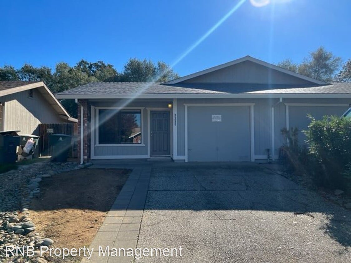 2 br, 1 bath House 3390 Meadow Way House Rental in Rocklin, CA