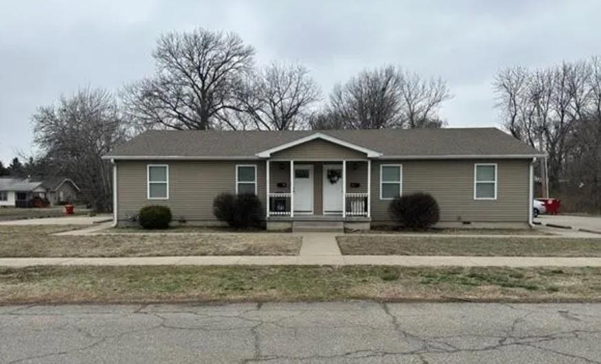 125 E Carlton St, Pittsburg, KS 66762 House Rental in Pittsburg, KS