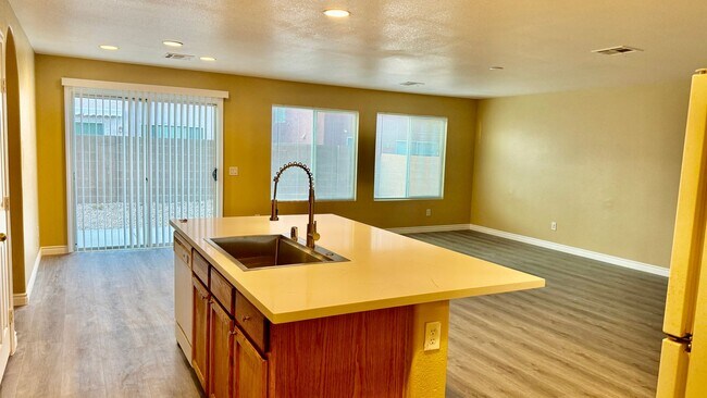 Building Photo - HOUSE FOR RENT - SENECA HEIGHTS AVE -  4BD...