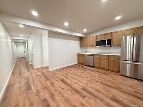 Building Photo - 728 US-6