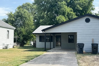 Building Photo - 2602 E Main St