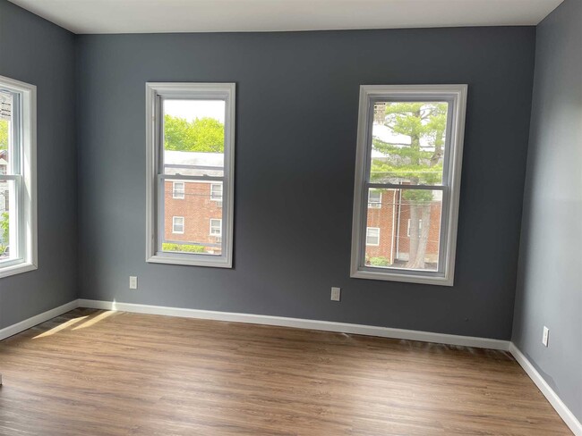 Building Photo - 41 Corlies Ave