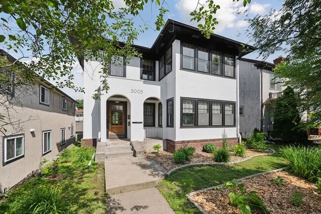 Building Photo - 5005 Oliver Ave S