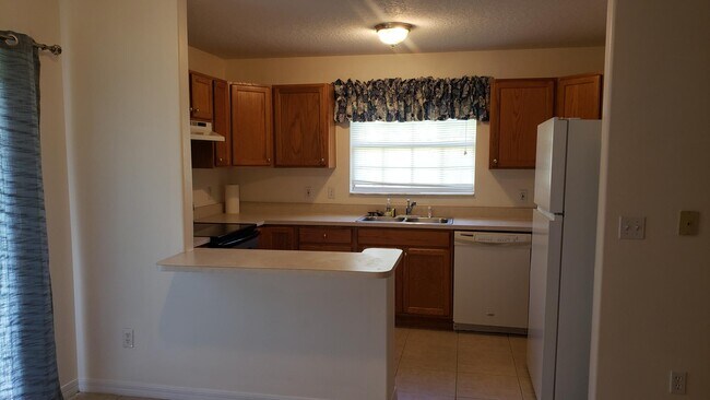 Building Photo - 10 Squash Blossom Ct