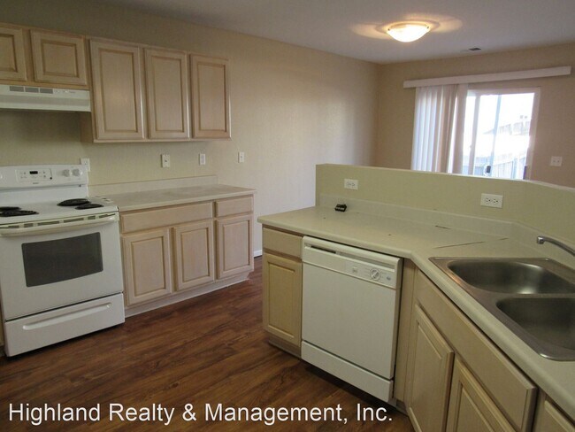 Building Photo - 3 br, 2.5 bath House - 11159 York Way