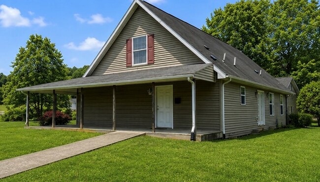 Building Photo - 19045 Stone Mountain Rd