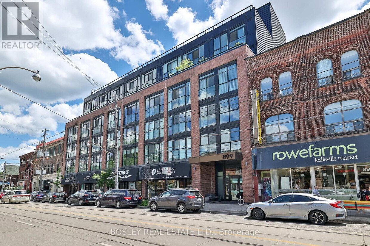 Photo principale - 899 Queen St E