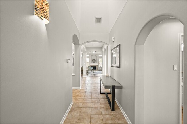 Foto del edificio - 1330 Leigh Gdns Dr